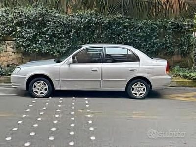 Usata Hyundai Accent 84 CV (61 kW) 2004 Utilitaria