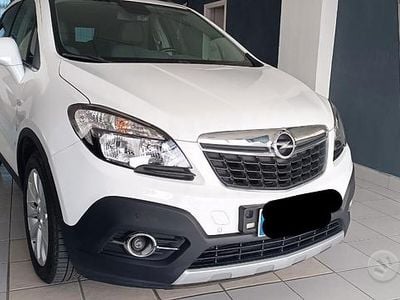 Usata Opel Mokka Cosmo 131 CV (96 kW) 2015 Bianco SUV