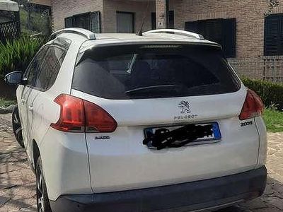 Usata Peugeot 2008 Allure 99 CV (72 kW) 2016 SUV