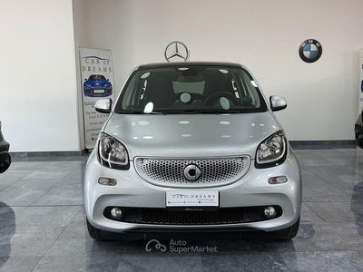 Begagnad Smart ForFour 90 HK (66 kW) 2019 Silver Halvkombi