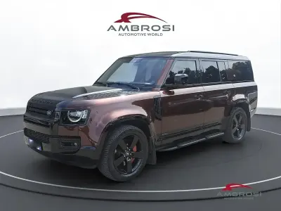 Usata Land Rover Defender 300 CV (220 kW) 2023 Viola SUV