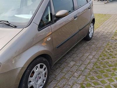 Usata Fiat Idea 90 CV (66 kW) 2008 Grigio Monovolume