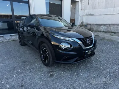 Gebraucht Nissan Juke N-Connecta 114 PS (83 kW) 2023 Schwarz SUV