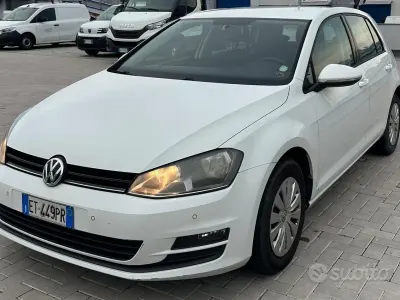 Usata VW Golf VII Highline 90 CV (66 kW) 2014 Bianco Berlina