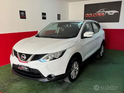 Usata Nissan Qashqai Tekna 110 CV (80 kW) 2014 Bianco SUV