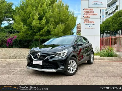 Usata Renault Captur Equilibre 101 CV (74 kW) 2024 Nero SUV