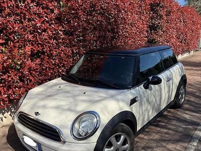 Usata Mini ONE 75 CV (55 kW) 2010 Utilitaria