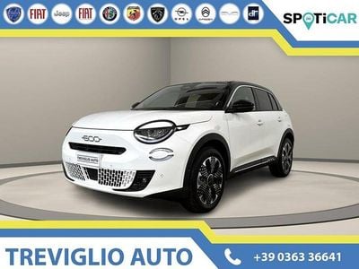 Usata Fiat 600 La Prima 145 CV (106 kW) 2024 Rosso SUV
