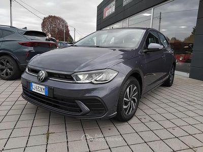 Usata VW Polo 80 CV (58 kW) 2022 Gray Berlina
