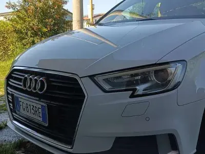 Usata Audi A3 Design 110 CV (80 kW) 2016 Bianco Berlina