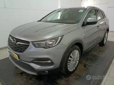 Usata Opel Grandland X S 120 CV (88 kW) 2018 Grigio metallizzato SUV