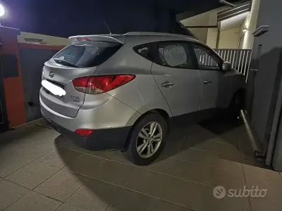 Usata Hyundai ix35 163 CV (119 kW) 2012 Grigio SUV
