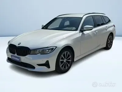 Usata BMW 320 Advantage 190 CV (139 kW) 2020 Bianco pastello Station wagon