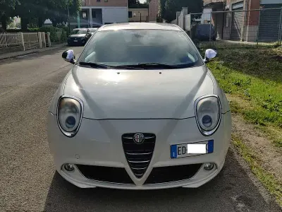 Usata Alfa Romeo MiTo Progression 95 CV (69 kW) 2010 Bianco Utilitaria