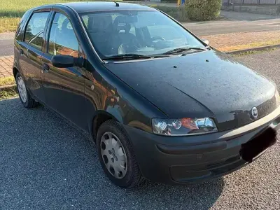 Usata Fiat Punto 60 CV (44 kW) 2000 Nero Utilitaria