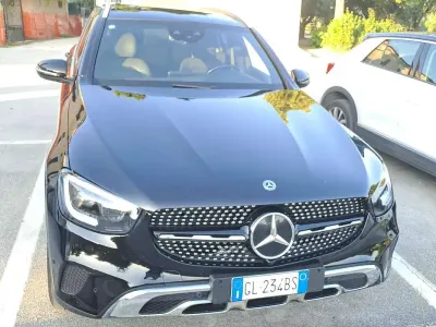 Usata Mercedes GLC220 Business 194 CV (142 kW) 2020 Nero SUV