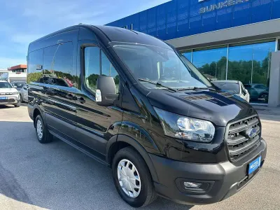 Usata Ford Transit Trend 131 CV (96 kW) 2024 Agata black Station wagon