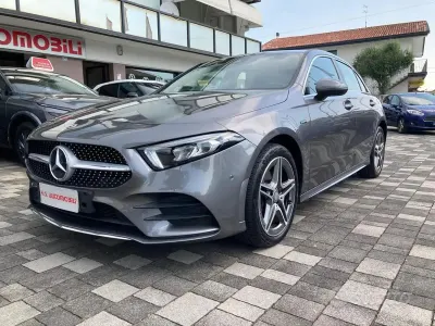 Usata Mercedes A250 Premium 160 CV (117 kW) 2020 Grigio Berlina