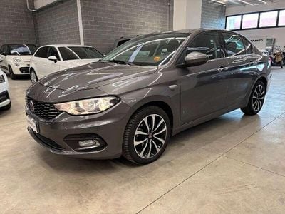 Usata Fiat Tipo Opening Edition 120 CV (88 kW) 2016 Grigio Berlina