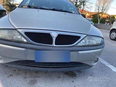 Usata Lancia 2000 2000 Grigio Berlina