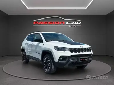 Usata Jeep Compass Trailhawk 180 CV (132 kW) 2023 Bianco SUV