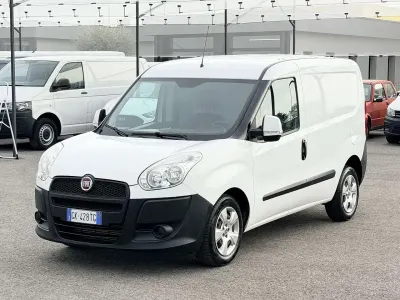 Usata Fiat Doblò 90 CV (66 kW) 2012 Other Monovolume