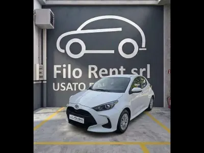 Nuova Toyota Yaris 92 CV (67 kW) 2026 Bianco Utilitaria