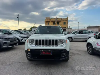 Usata Jeep Renegade Limited 140 CV (102 kW) 2014 Bianco SUV