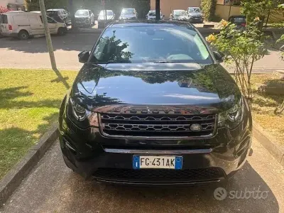 Usata Land Rover Discovery Sport Black Edition 150 CV (110 kW) 2016 Nero SUV