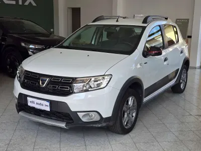 Usata Dacia Sandero Stepway 90 CV (66 kW) 2019 Bianco Berlina