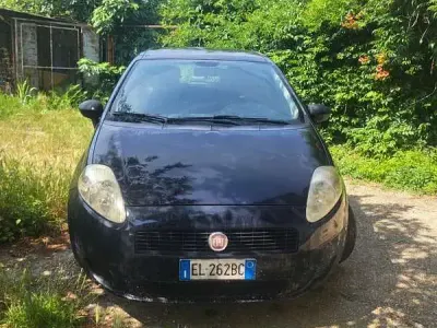 Usata Fiat Grande Punto S 69 CV (50 kW) 2011 Blu Utilitaria