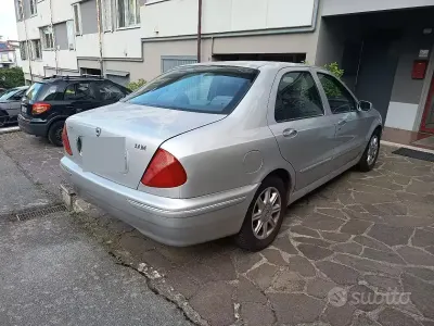 Usata Lancia Lybra 140 CV (102 kW) 2000 Berlina