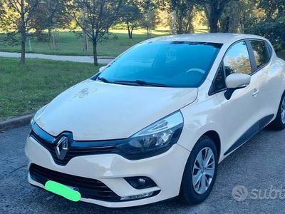 Begagnad Renault Clio IV 2018 Halvkombi
