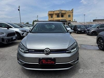 Usata VW Golf VII Executive 131 CV (96 kW) 2019 Grigio Berlina