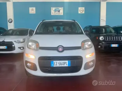 Usata Fiat Panda Easy 80 CV (58 kW) 2015 Bianco Utilitaria