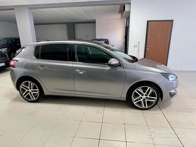 Usata Peugeot 308 GT-line 119 CV (87 kW) 2015 Grigio Berlina