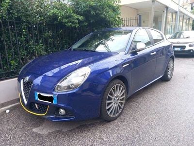 Usata Alfa Romeo Giulietta Business 120 CV (88 kW) 2017 Blu/azzurro Utilitaria