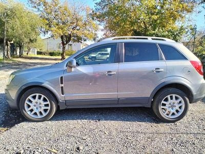 Usata Opel Antara Edition+ 150 CV (110 kW) 2010 Grigio SUV