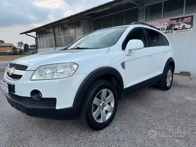 Usata Chevrolet Captiva 127 CV (93 kW) 2010 Bianco SUV