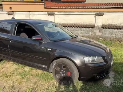 Usata Audi A3 Ambition 102 CV (75 kW) 2006 Grigio Utilitaria