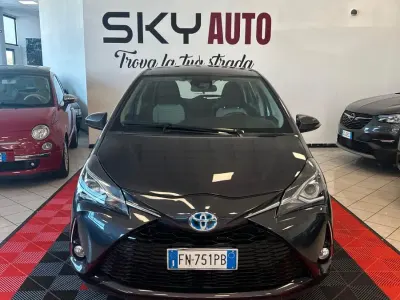 Second-hand Toyota Yaris Active 73 CP (53 kW) 2018 Gri Berlinǎ