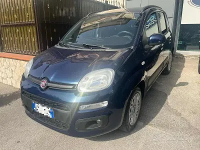 Usata Fiat Panda Lounge 69 CV (50 kW) 2019 Vari colori Utilitaria