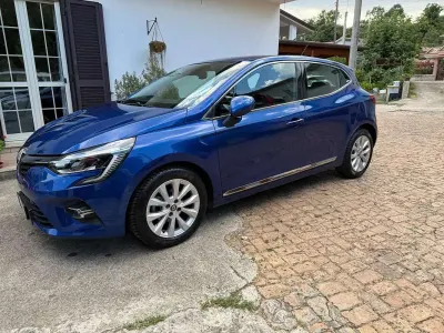 Usata Renault Clio V SE 72 CV (52 kW) 2021 Blu/azzurro Berlina