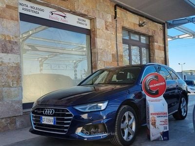 Begagnad Audi A4 Advanced 204 HK (150 kW) 2021 Blå Sedan