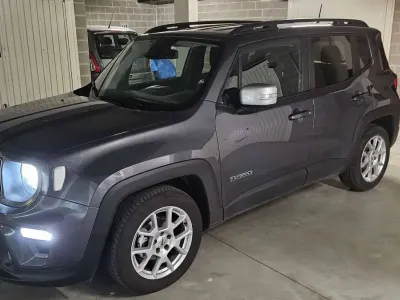 Usata Jeep Renegade Limited 131 CV (96 kW) 2022 Grigio SUV