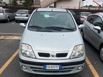 Usata Renault Scénic 2002 Grigio Monovolume