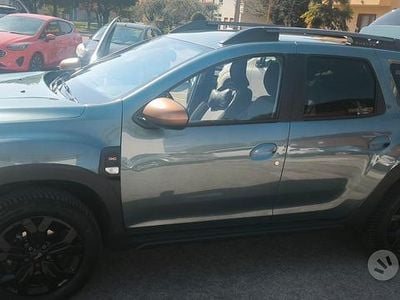 Usata Dacia Duster 116 CV (85 kW) 2023 Verde SUV