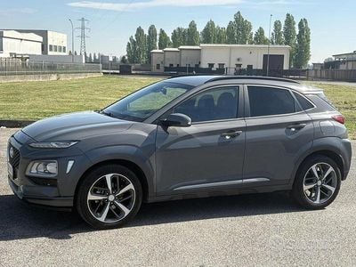 Usata Hyundai Kona Style 120 CV (88 kW) 2018 Grigio SUV