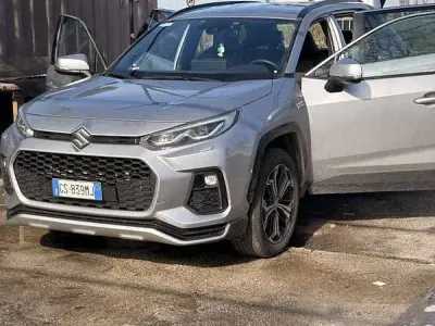 Usata Suzuki Across 306 CV (225 kW) 2024 Argento SUV