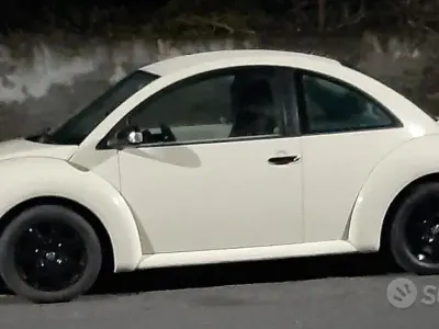 Usata VW New Beetle 150 CV (110 kW) 2005 Utilitaria
